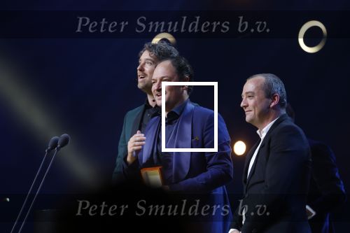 Amsterdam 6 oktober 2022
Uitreiking televizierring 2022 in carre
Niels v d Laan en Jeroen Woe met Miguel Wiels