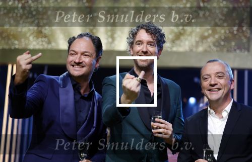 Amsterdam 6 oktober 2022
Uitreiking televizierring 2022 in carre
Niels v d Laan en Jeroen Woe met Miguel Wiels