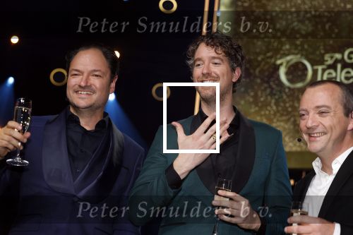 Amsterdam 6 oktober 2022
Uitreiking televizierring 2022 in carre
Niels v d Laan en Jeroen Woe met Miguel Wiels