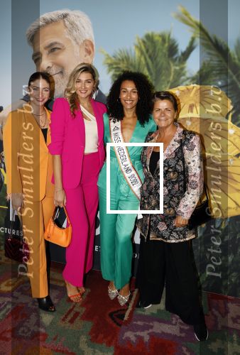 Amsterdam 25 september 2022
Premiere ticket to paradise in Tuschinski.
 V.l.n.r. Ona Moody (miss nederland 2022), Denise Speelman (miss nederland 2020), Zoey Ivory (miss nederland 2016) en Sharon Pieksma (miss nederland 2019)