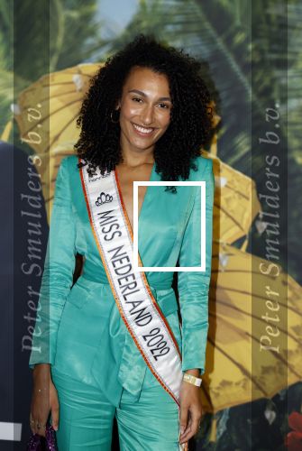 Amsterdam 25 september 2022
Premiere ticket to paradise in Tuschinski.
Ona Moody miss nederland 2022