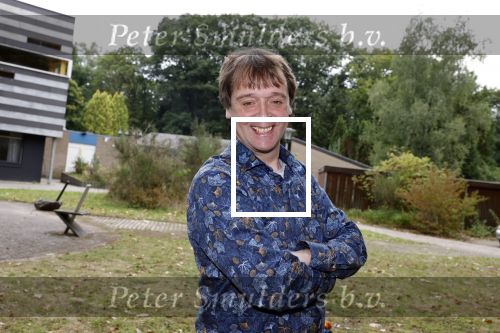 Den Dolder 23 september 2022
Peter Lusse voor zijn huis waar hij heeft gewoond. Hij gaat nu verhuizen naar ander huis