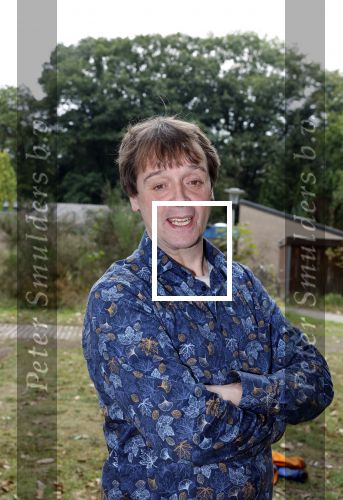 Den Dolder 23 september 2022
Peter Lusse voor zijn huis waar hij heeft gewoond. Hij gaat nu verhuizen naar ander huis