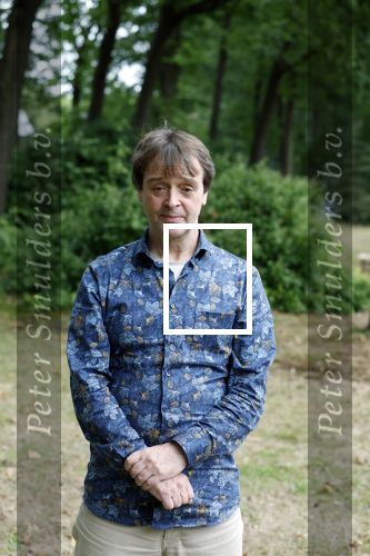 Den Dolder 23 september 2022
Peter Lusse voor zijn huis waar hij heeft gewoond. Hij gaat nu verhuizen naar ander huis