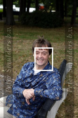 Den Dolder 23 september 2022
Peter Lusse voor zijn huis waar hij heeft gewoond. Hij gaat nu verhuizen naar ander huis