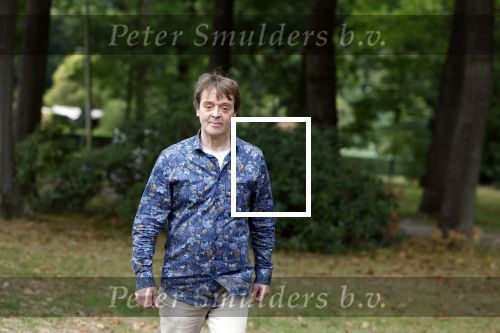 Den Dolder 23 september 2022
Peter Lusse voor zijn huis waar hij heeft gewoond. Hij gaat nu verhuizen naar ander huis