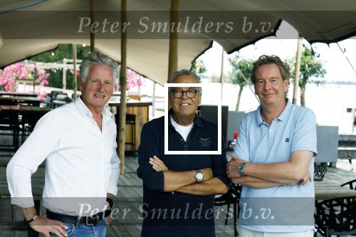 Vinkeveen 5 september 2022
Peter Rijsenbrij Olav Mol en Alexander Stevens van Grand Prix radio bij the Harbour Club Vinkeveen