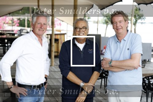 Vinkeveen 5 september 2022
Peter Rijsenbrij Olav Mol en Alexander Stevens van Grand Prix radio bij the Harbour Club Vinkeveen