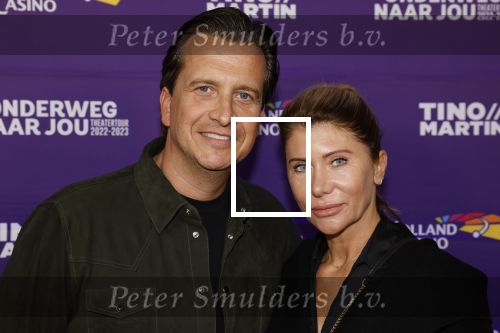 Amstelveen 26 september 2022
Premiere theatershow Tino Martin in de schouwburg van Amstelveen . Quincy met zijn vrouw