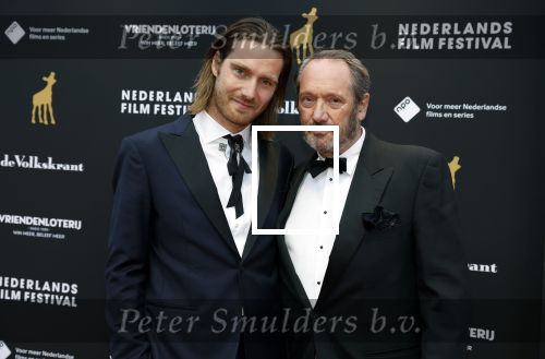 Utrecht 21 september 2022
Premiere Zee van tijd tijdens de openingsavond van het Nederlands filmfestival in de schouwburg in Utrecht. Reinout Scholten v Aschat Gijs Scholten v Aschat Elsie de Braauw Sallie Harmsen en River Oosterink
