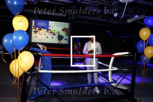 Amsterdam 5 oktober 2022
Boekpresentatie Remy Bonjasky . Aanwezig zijn vrouw Renate Goet en hun dochter Skye.