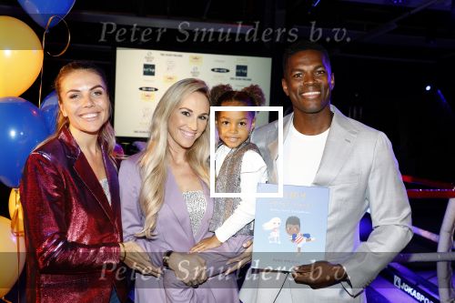 Amsterdam 5 oktober 2022
Boekpresentatie Remy Bonjasky . Aanwezig zijn vrouw Renate Goet en hun dochter Skye. Merel v Carlsburg