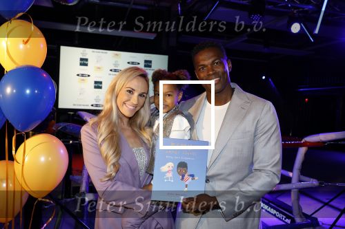 Amsterdam 5 oktober 2022
Boekpresentatie Remy Bonjasky . Aanwezig zijn vrouw Renate Goet en hun dochter Skye.