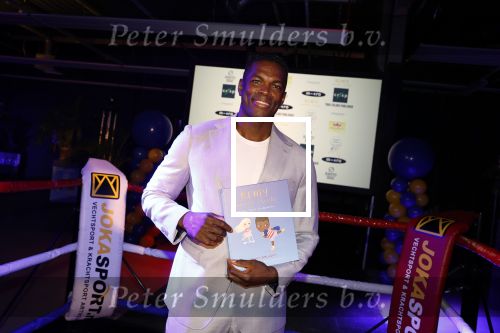 Amsterdam 5 oktober 2022
Boekpresentatie Remy Bonjasky . Aanwezig zijn vrouw Renate Goet en hun dochter Skye.