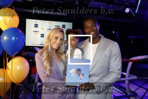 Amsterdam 5 oktober 2022
Boekpresentatie Remy Bonjasky . Aanwezig zijn vrouw Renate Goet en hun dochter Skye.