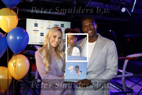 Amsterdam 5 oktober 2022
Boekpresentatie Remy Bonjasky . Aanwezig zijn vrouw Renate Goet en hun dochter Skye.