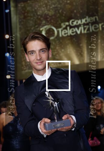 Amsterdam 6 oktober 2022
Uitreiking televizierring 2022 in carre .
Robbert Rodenburg met partner