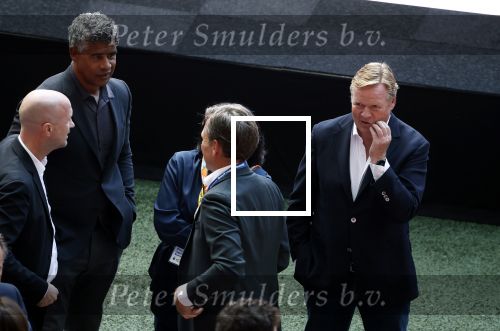 Amsterdam 21 september 2022
Koning Willem Alexander bezoekt sportdag van de Johan Cruyff foundation op de toekomst en in de Johan Cruyff Arena . Danny Cruyff Jordi Cruyff en zijn dochter Susila . Ronald Koeman