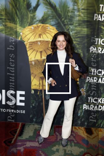 Amsterdam 25 september 2022
Premiere ticket to paradise in Tuschinski.
Roos Hahn