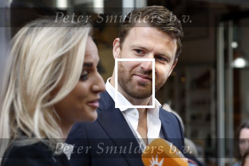 Amsterdam 2 oktober 2022
Premiere de grote sinterklaasfilm gespuis in de speelgoedkluis in Tuschinski. 
Royce de Vries met zijn vrouw Amanda de Vries