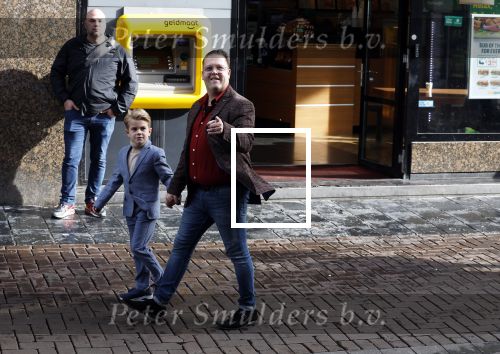 Amsterdam 2 oktober 2022
Premiere de grote sinterklaasfilm gespuis in de speelgoedkluis in Tuschinski. 
Rutger v Barneveld kwam met vriendin en neefjes