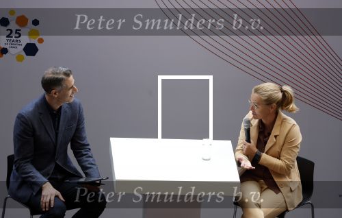 Amsterdam 21 september 2022
Koning Willem Alexander bezoekt sportdag van de Johan Cruyff foundation op de toekomst en in de Johan Cruyff Arena . Danny Cruyff Jordi Cruyff en zijn dochter Susila . Sarina Wiegman