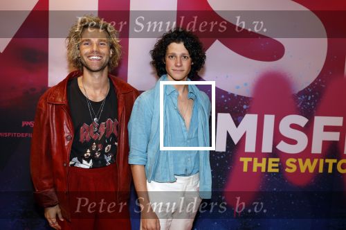Amsterdam 30 september 2022
Premiere Misfit in Pathe arena.
De cast bestond oa uit Bettina Holwerda, Timor Steffens Senna Ramos Duncan Tromp Stefania Nienke v Dijk Anique Dreamon Kes v d Broek Ricky Naingolan Roosmarijn Wind Felice Poppeliers en Kimberley Agyarko . Sem Ben Yakar met vriend Martijn Stoffers