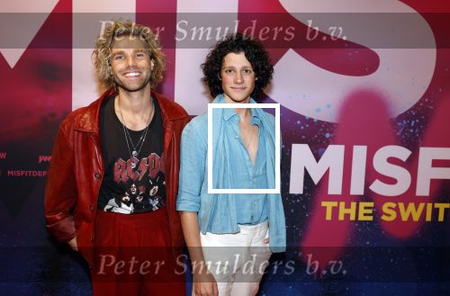 Amsterdam 30 september 2022
Premiere Misfit in Pathe arena.
De cast bestond oa uit Bettina Holwerda, Timor Steffens Senna Ramos Duncan Tromp Stefania Nienke v Dijk Anique Dreamon Kes v d Broek Ricky Naingolan Roosmarijn Wind Felice Poppeliers en Kimberley Agyarko . Sem Ben Yakar met vriend Martijn Stoffers
