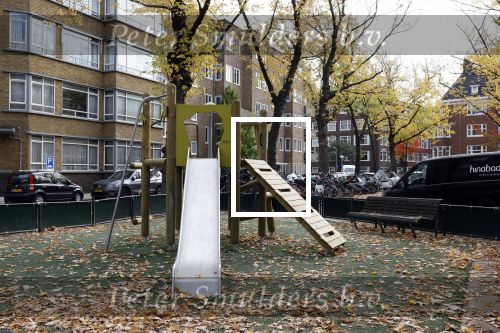 Amsterdam 12 oktober 2022
Nieuwe huis Thierry Baudet en zijn vrouw Davide Heijmans . Speeltuin in de straat