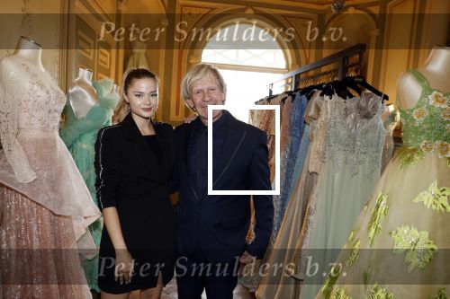 Grave 29 september 2022
Nieuwe winkel van Addy v d Krommenacker in Grave . Het pand is van zijn zus. Stefania