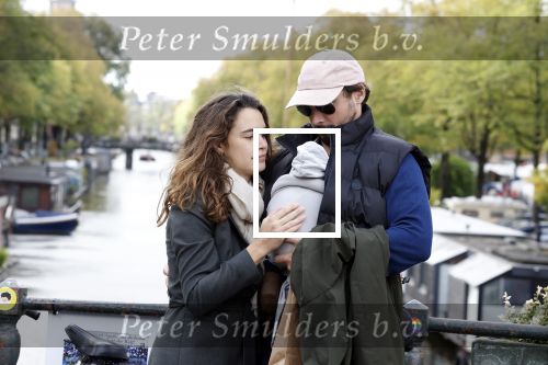 Amsterdam 1 oktober 2022
Thierry Baudet en zijn vrouw Davide Heijmans maken samen voor het eerst wandeling met hun zoontje die vorige week is geboren.