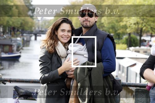 Amsterdam 1 oktober 2022
Thierry Baudet en zijn vrouw Davide Heijmans maken samen voor het eerst wandeling met hun zoontje die vorige week is geboren.