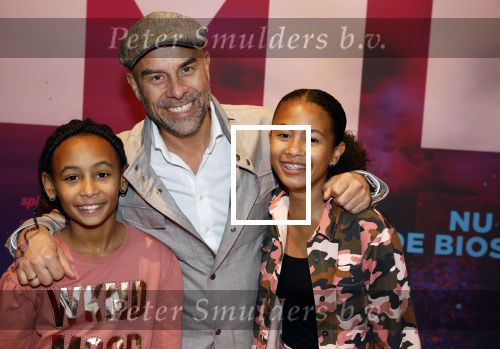 Amsterdam 30 september 2022
Premiere Misfit in Pathe arena.
De cast bestond oa uit Bettina Holwerda, Timor Steffens Senna Ramos Duncan Tromp Stefania Nienke v Dijk Anique Dreamon Kes v d Broek Ricky Naingolan Roosmarijn Wind Felice Poppeliers en Kimberley Agyarko . Tjeerd Oosterhuis met dochters