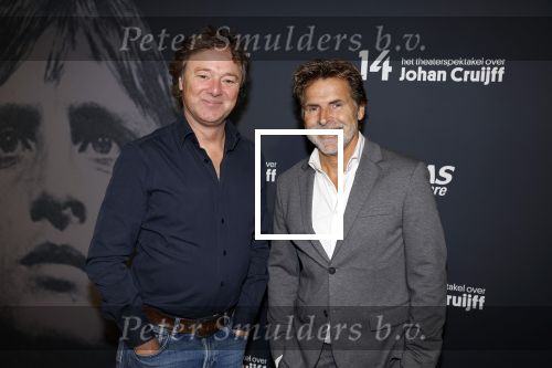 Leusden 29 september 2022
Premiere theater stuk over leven Johan Cruijff in Afas Leusden . Toine v Peperstraten en Frits Sissing