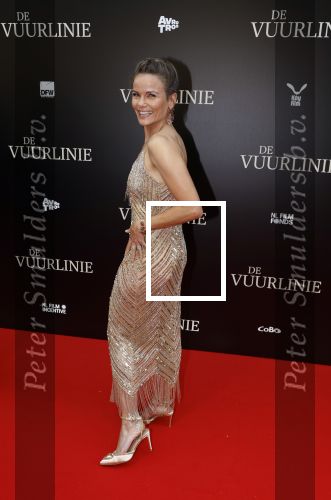 Amsterdam 11 september 2023
Premiere de Vuurlinie in Thuschinski Amsterdam . Angela Schijf draagt sieranden van Prinses Margarita