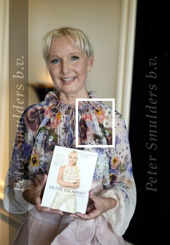 Noordwijk 18 september 2023
Boekpresentatie Annette Wijdom bij Huis ter Duin . Prinses Margarita kreeg eerste exemplaar.