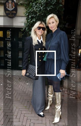 Amsterdam 1 september 2023
Modeshow in Hotel l Europe tijdens Amsterdam fashion week.
Anouk Smulders en Lonneke Nooteboom