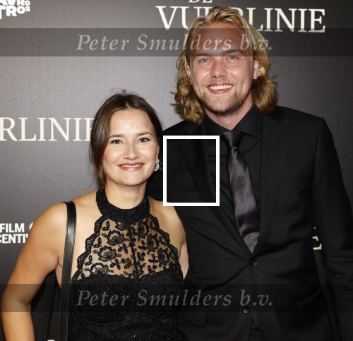 Amsterdam 11 september 2023
Premiere de Vuurlinie in Thuschinski Amsterdam .  Barbara Sloesen en Joost Hofman