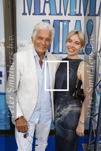 Amsterdam 10 september 2023
Premiere Mamma mia in het delamar theater. Ben Cramer met klei dochter Robin