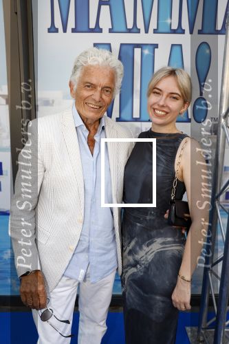 Amsterdam 10 september 2023
Premiere Mamma mia in het delamar theater. Ben Cramer met klei dochter Robin