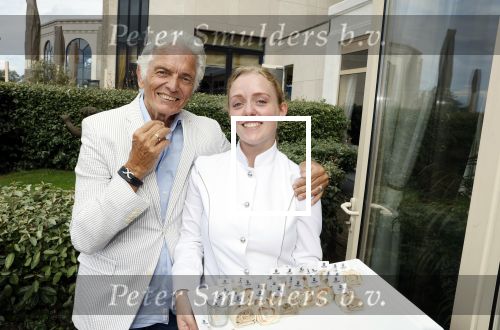 Noordwijk 18 september 2023
Boekpresentatie Annette Wijdom bij Huis ter Duin . Prinses Margarita kreeg eerste exemplaar. Ben Cramer