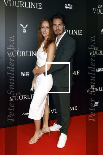 Amsterdam 11 september 2023
Premiere de Vuurlinie in Thuschinski Amsterdam .  Bertrie Wierenga en Dorian Bindels