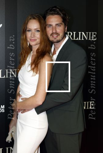 Amsterdam 11 september 2023
Premiere de Vuurlinie in Thuschinski Amsterdam .  Bertrie Wierenga en Dorian Bindels