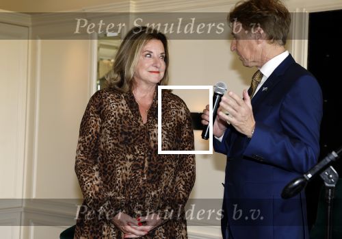 Noordwijk 18 september 2023
Boekpresentatie Annette Wijdom bij Huis ter Duin . Prinses Margarita kreeg eerste exemplaar. Catherine Keyl en Cees Wijburg