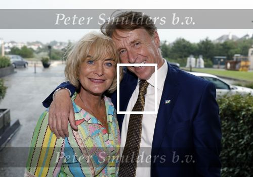 Noordwijk 18 september 2023
Boekpresentatie Annette Wijdom bij Huis ter Duin . Prinses Margarita kreeg eerste exemplaar Cees Wijburg en Vivian Boelen