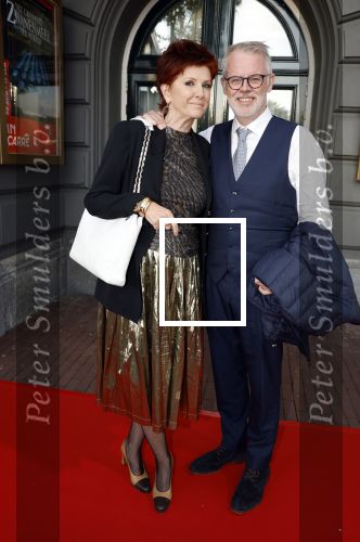 Amsterdam 31 augustus 2023
Premiere het grootste zwanenmeer ter wereld in Carre. Chazia Mourali met haar man