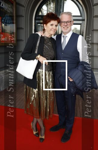 Amsterdam 31 augustus 2023
Premiere het grootste zwanenmeer ter wereld in Carre. Chazia Mourali met haar man