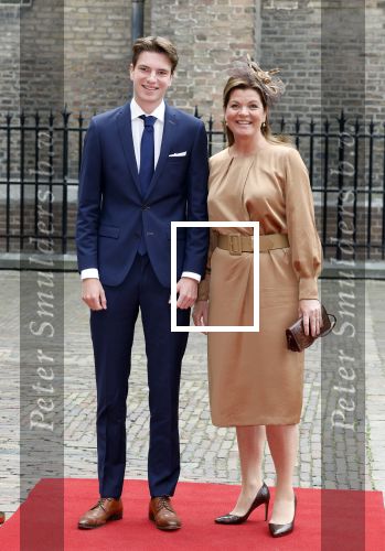Den Haag 19 september 2023
Prinsjesdag 2023 . Aankomst van de ministers met partners en Staatsecretarissen met partners op het binnenhof. Christianne van der Wal-Zeggelink met zoon