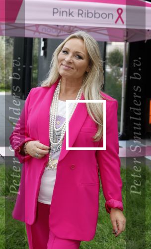 Amsterdam 25 september 2023
Start van de maand voor borstkankeronderzoek / pink Ribbon met oa Quinty Trustfull en Desray.