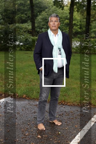 Eemnes 18 september 2023
Emile ratelband loopt tegenwoordig op blote voeten.